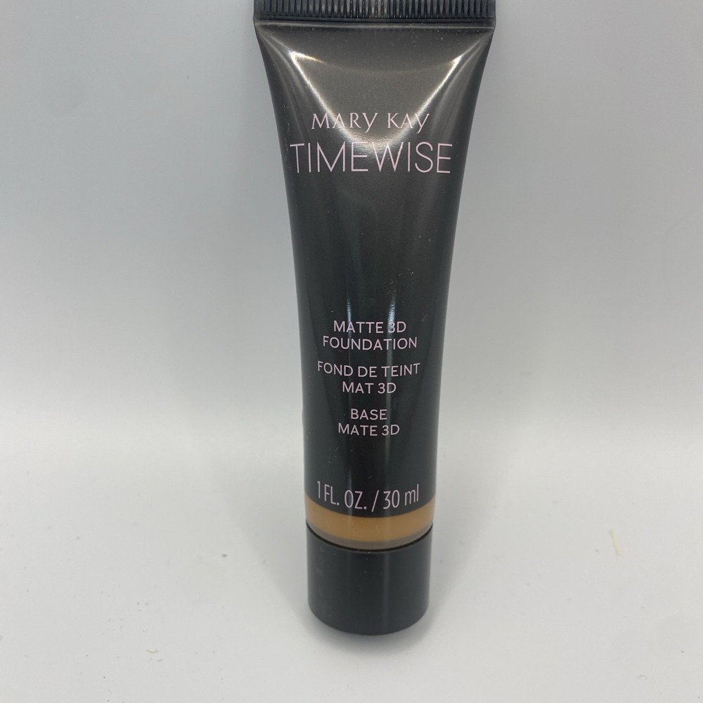 Mary Kay Timewise 3D Foundation Base Matte 1 oz Bronze W 130 099981 New Makeup‎